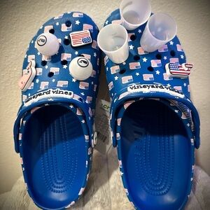 Vineyard Vines CROCS Limited Edition July 4th Beer Pong w/American Flag Design